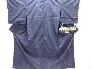 未使用品　華紋に陶器模様織り出し本場泥大島紬着物(9マルキ)